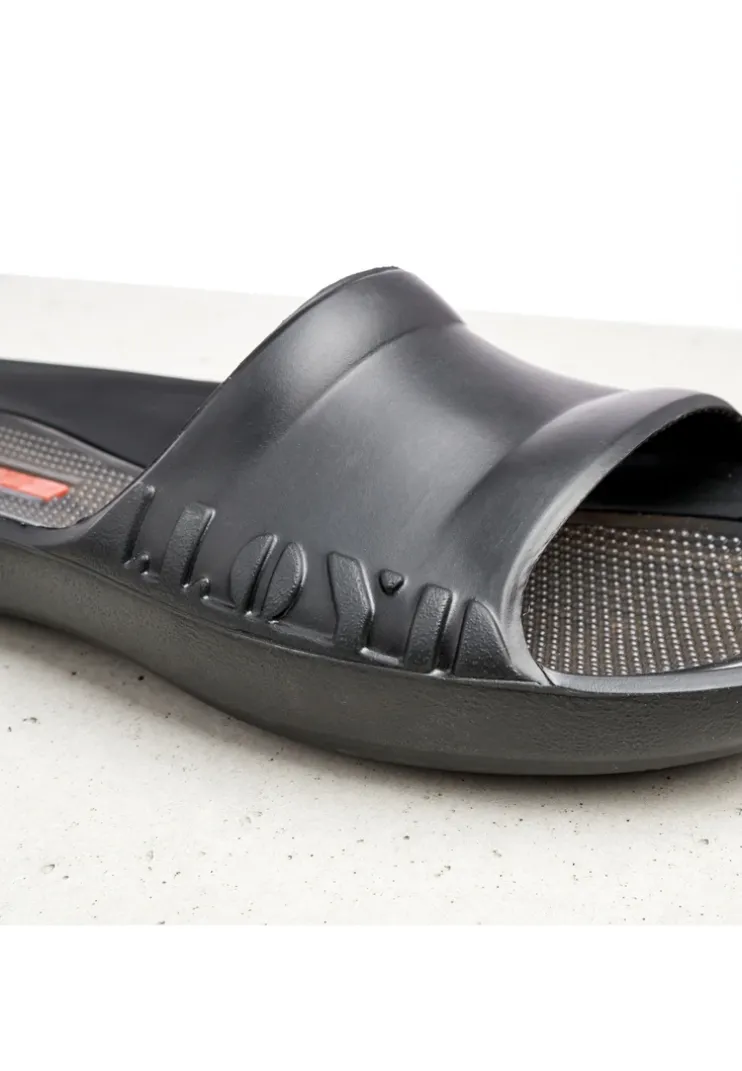 BADESCHUHE