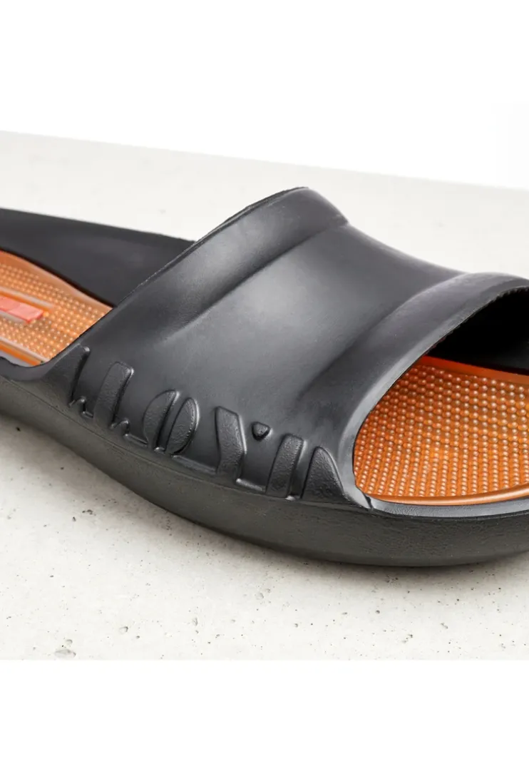 BADESCHUHE