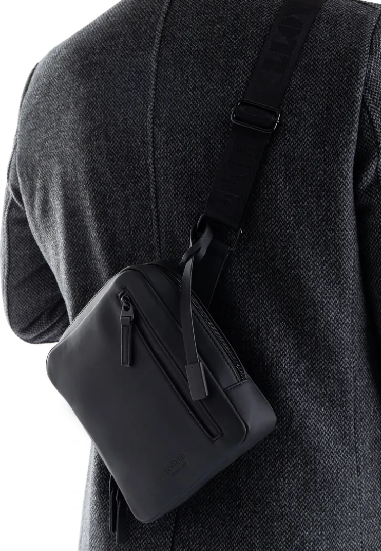 CROSSOVER BAG