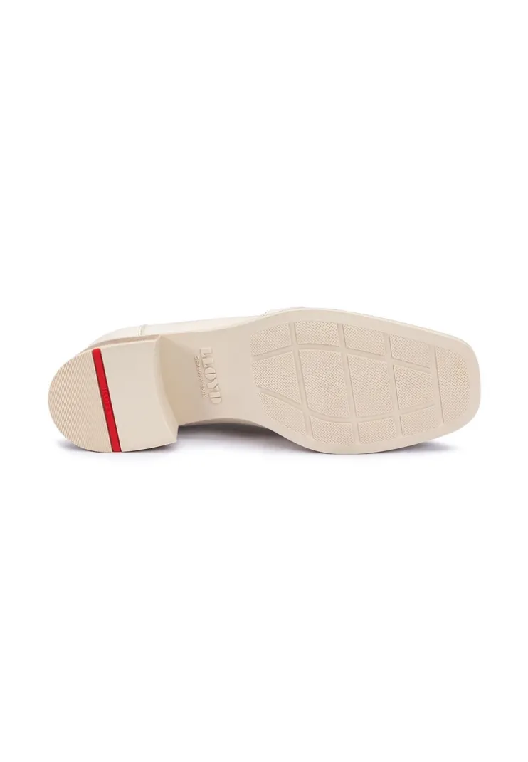 SLIPPER