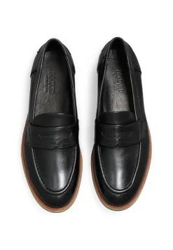 SLIPPER