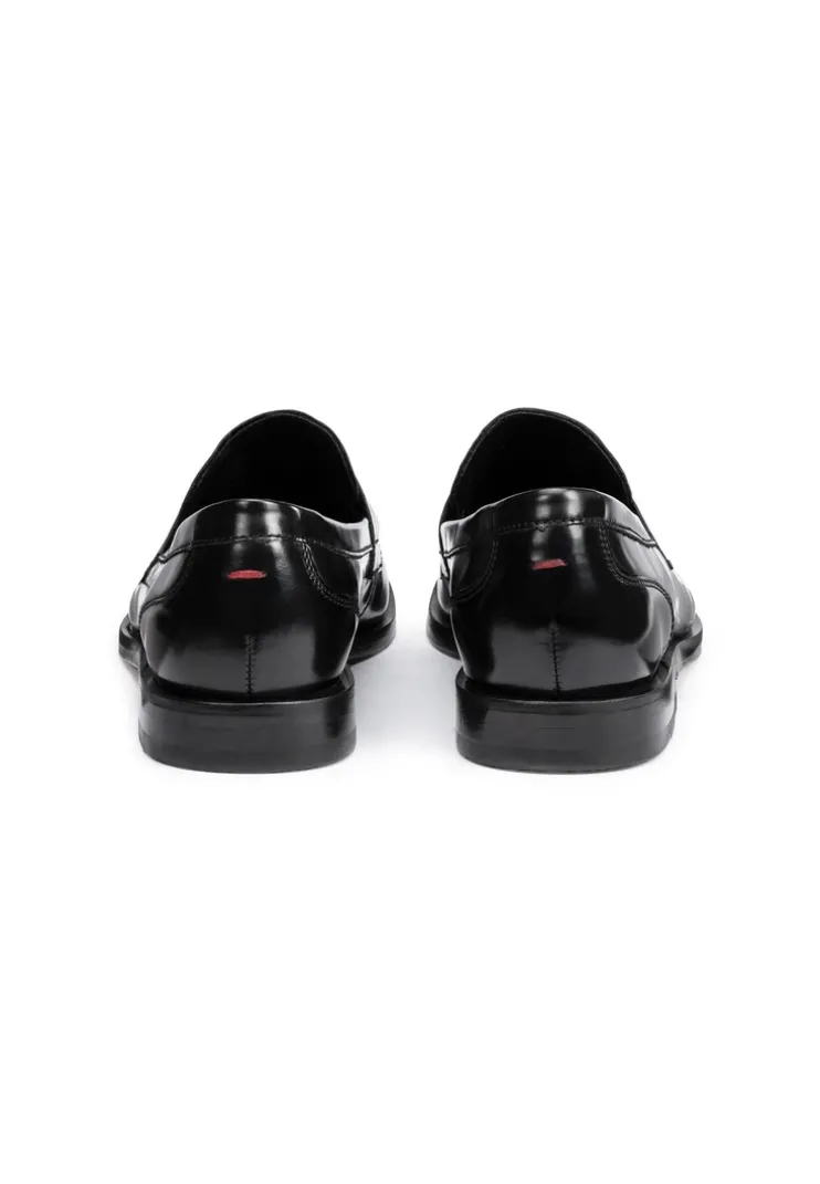 SLIPPER