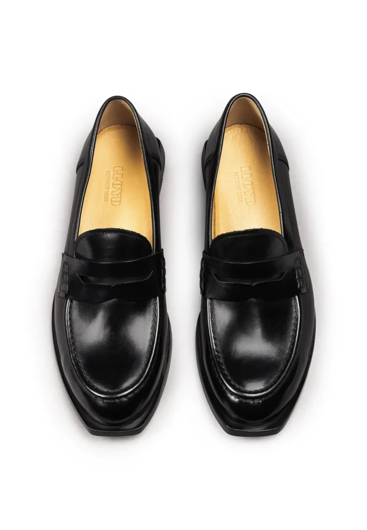SLIPPER