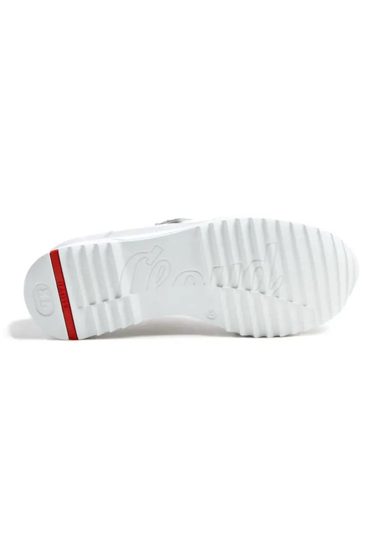 SNEAKER