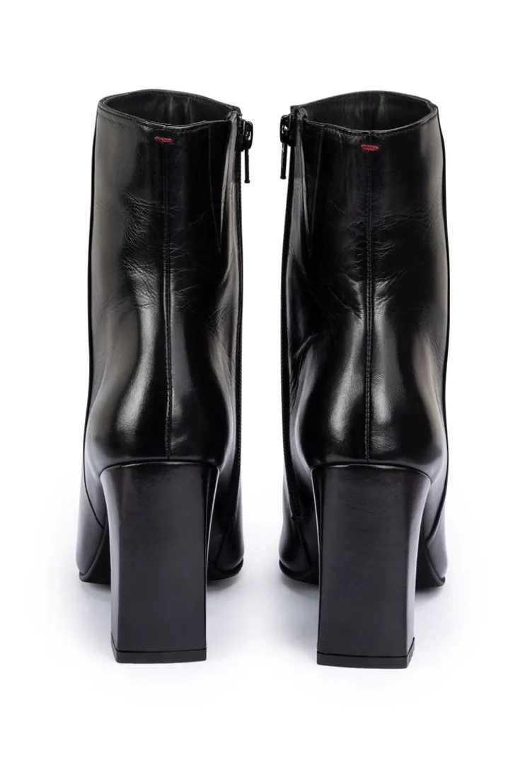 STIEFELETTE