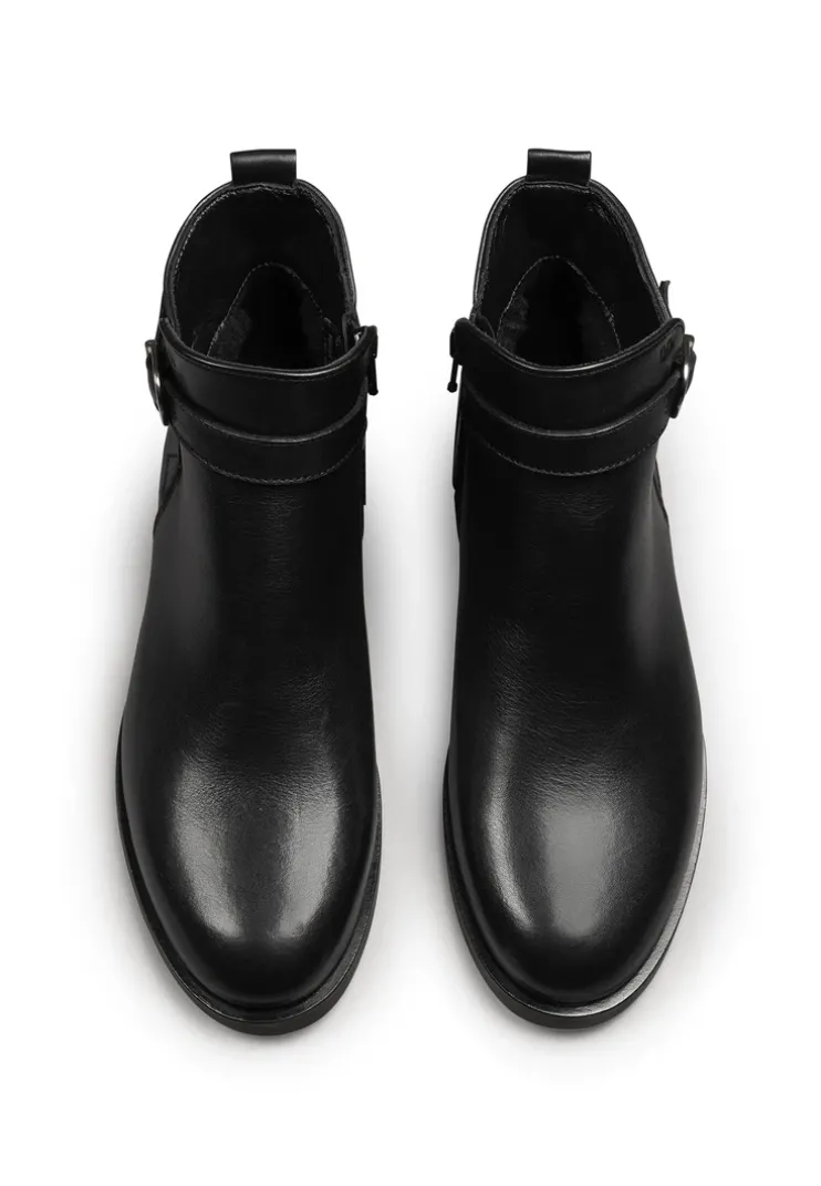 STIEFELETTE